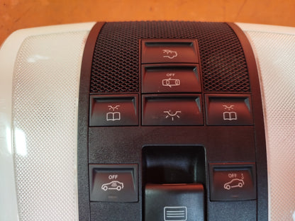 ✅Mercedes C-Class C250 W204 2.1 Diesel 2011 FRONT COURTESY LIGHT INTERIOR ROOF - Image 5