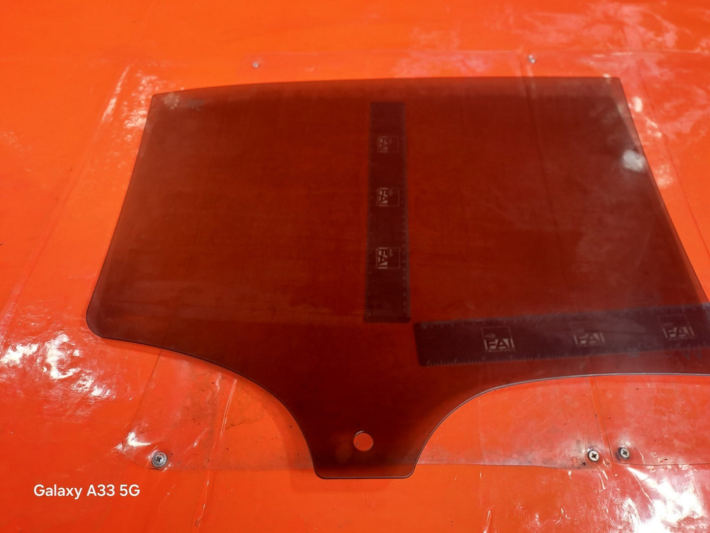 ✅MERCEDES A180 SPORT 1.3 PETROL 2025 REAR LEFT DOOR WINDOW GLASS A1777353100 - Image 5
