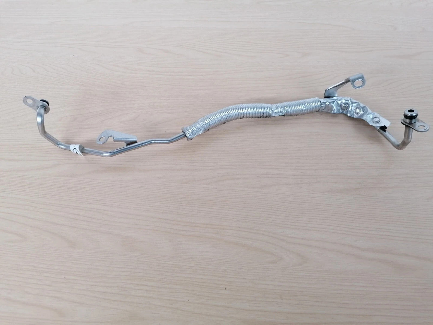 ✅Mercedes CLS 450 W257 3.0 Petrol 2019 Turbocharger Oil Feed Pipe A2561801600 - Image 2