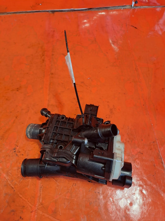 ✅FORD MONDEO TITANIUM MK5 2.0 DIESEL 2016 THERMOSTAT HOUSING 9849443980 Warranty - Image 1