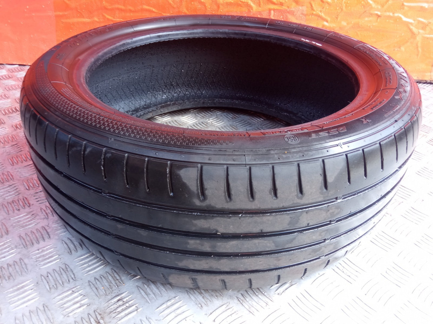 ✅Dunlop Tyre 225/45 R17 4.91 mm Warranty xAA - Image 3