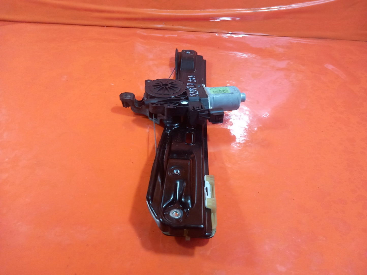 ebay-src:https://i.ebayimg.com/00/s/mtiwmfgxnjaw/z/lbwaaeswcxfqmnxx/$_57.jpg