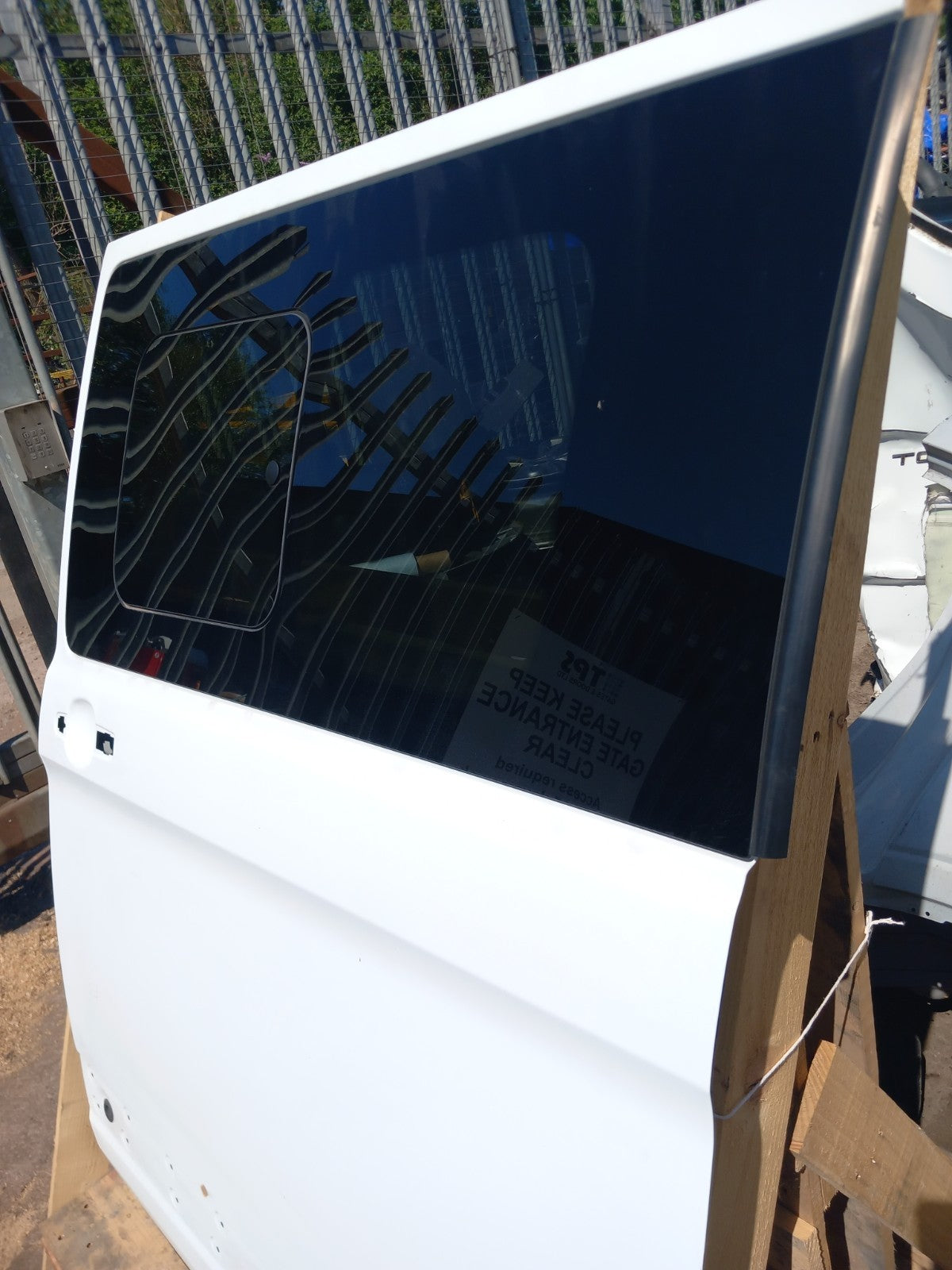 Ford Tourneo Custom 2.0 Diesel 2017 Left Sliding Door Bare White Warranty A359 - Image 7