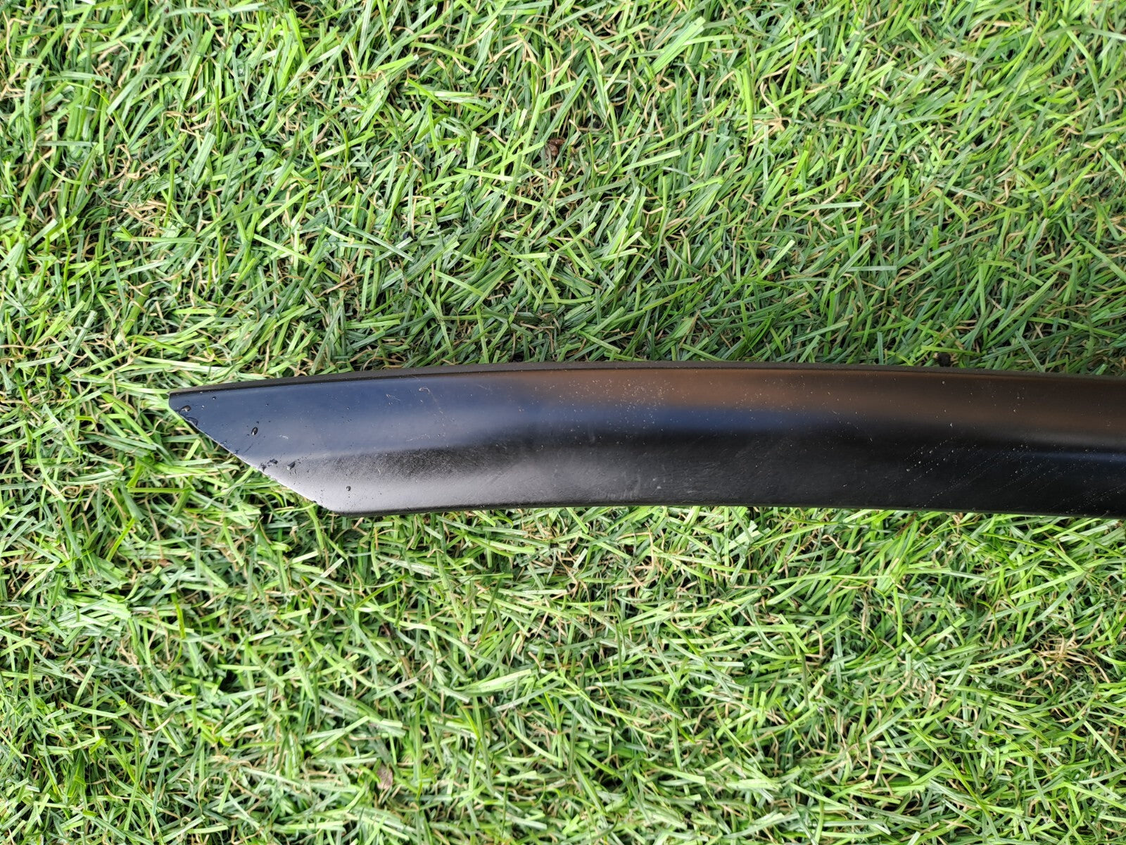 2024 TESLA MODEL 3 LONG LEFT ROOF STRIP RAIL BAR COVER TRIM + WARRANTY A207 - Image 2
