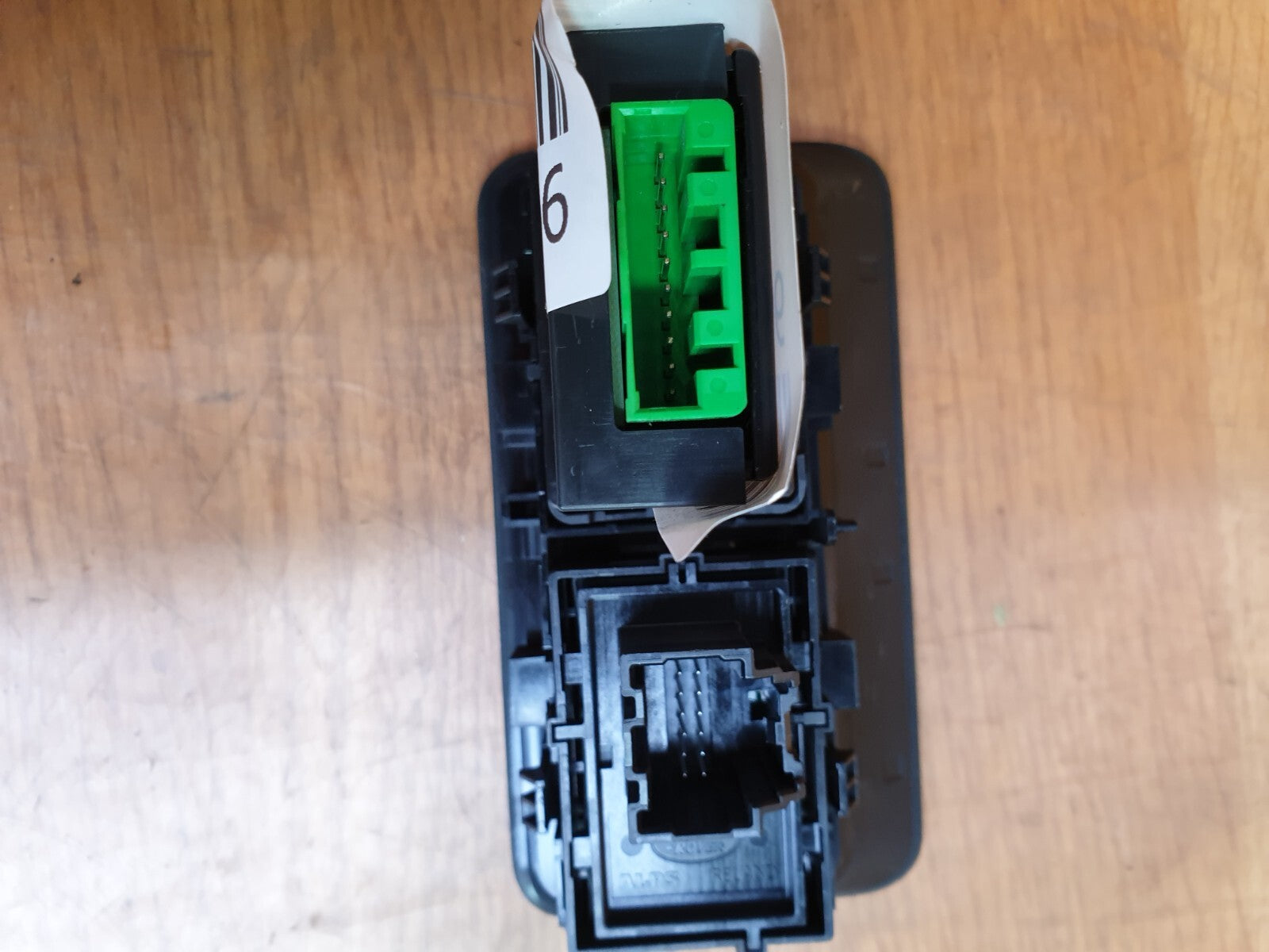 ✅2022 RANGE ROVER EVOQUE L551 TAILGATE RELEASE SWITCH L8D211654AA +WARRANTY A169 - Image 8