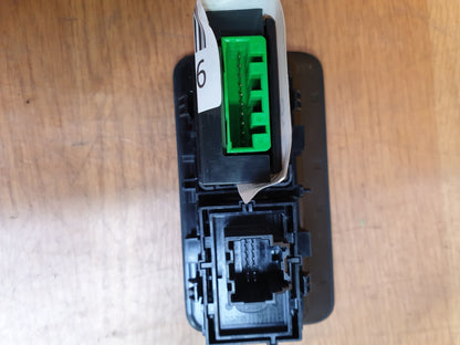 ✅2022 RANGE ROVER EVOQUE L551 TAILGATE RELEASE SWITCH L8D211654AA +WARRANTY A169 - Image 8