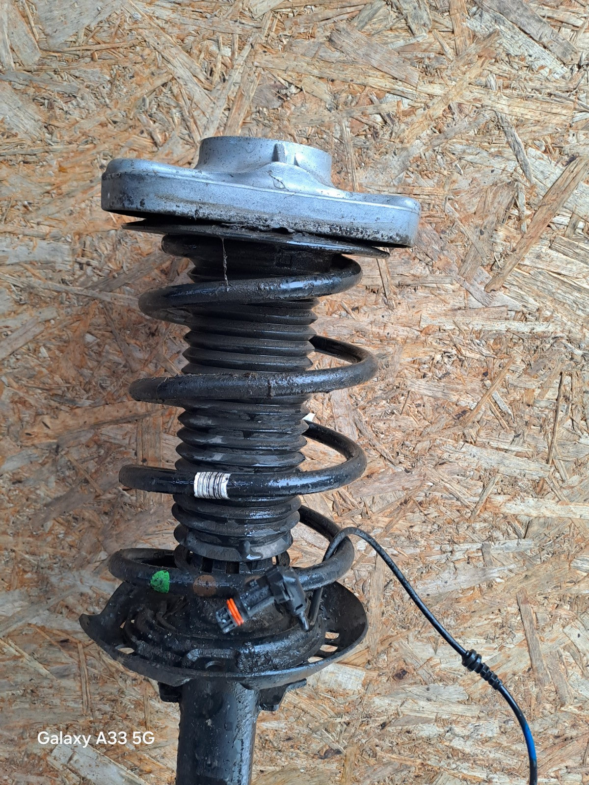 ✅2013 MERCEDES E CLASS W212 FRONT RIGHT SUSPENSION LEG HUB A2123201338 +WARRANTY - Image 4