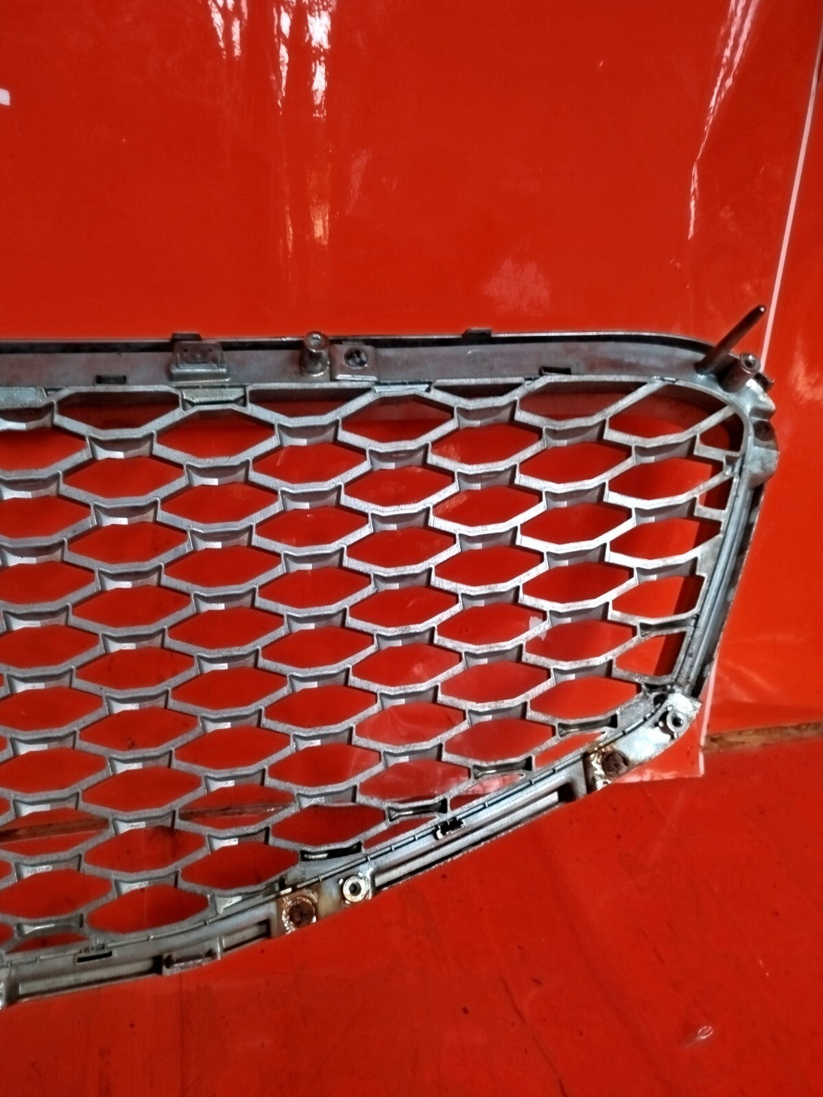 ✅2013 SSANGYONG KORANDO S 2.0 DIESEL FRONT RADIATOR GRILLE + WARRANTY A282 - Image 8