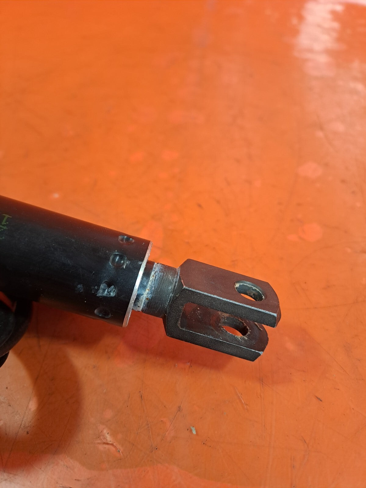✅AUDI A5 S LINE CABRIO 2.0 PETROL 2009 LEFT NEARSIDE ROOF HYDRAULIC CYLINDER - Image 6