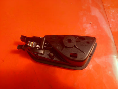 Renault Captur 1.6 Petrol 2023 Rear Right Interior Door Handle 826721378R A392 - Image 7
