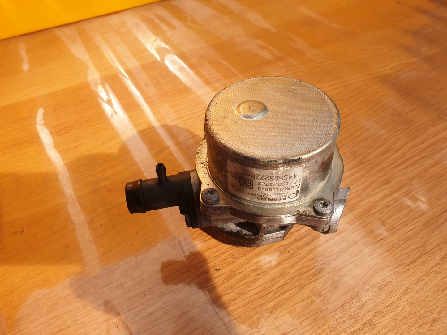 ebay-src:https://i.ebayimg.com/00/s/mtiwmfgxnjaw/z/f1eaaoswacdk-3bq/$_57.jpg