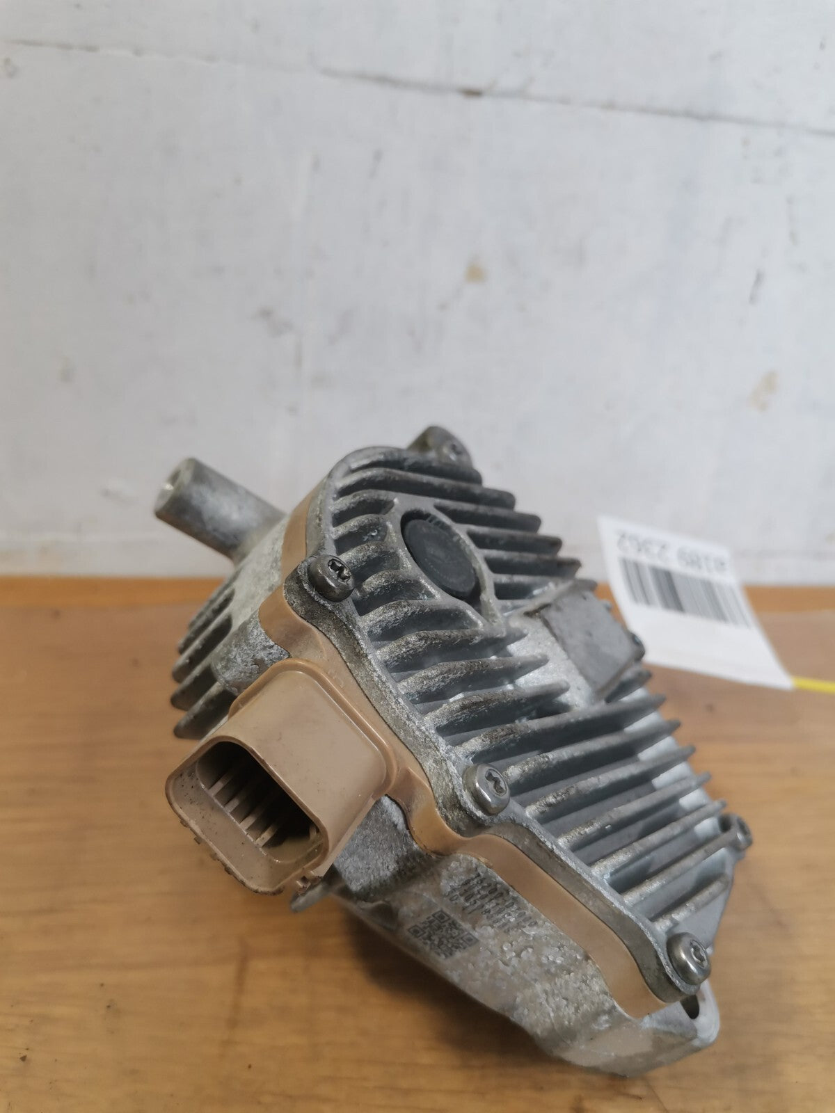 ebay-src:https://i.ebayimg.com/00/s/mtywmfgxmjaw/z/xqiaaoswunnmsqqh/$_57.jpg