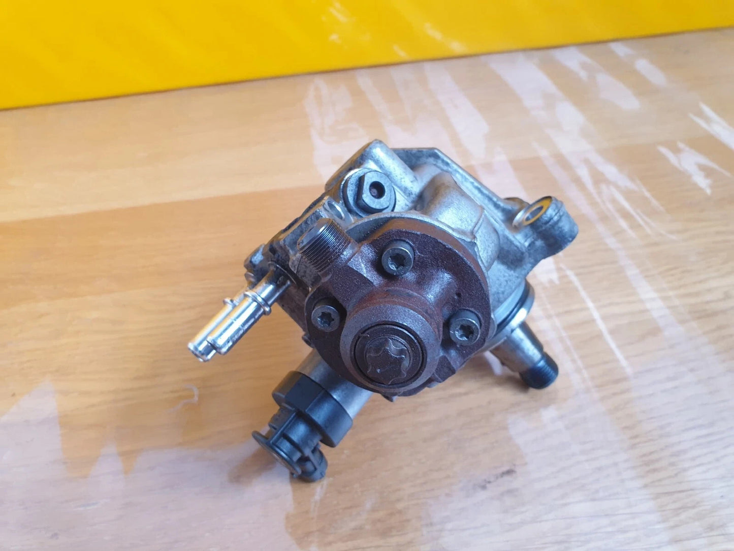 ebay-src:https://i.ebayimg.com/00/s/mtiwmfgxnjaw/z/2~qaaeswhlrqazhh/$_57.jpg