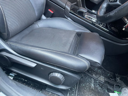 ✅MERCEDES A180D SPORT W177 1.5 DIESEL 2018 FRONT  HEATED HALF LEATHER SEATS - Image 4