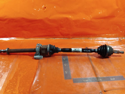 ✅RENAULT ZOE DYNAMIQUE 2015 FRONT RIGHT AUTO DRIVESHAFT 391008720R Warranty A317 - Image 1