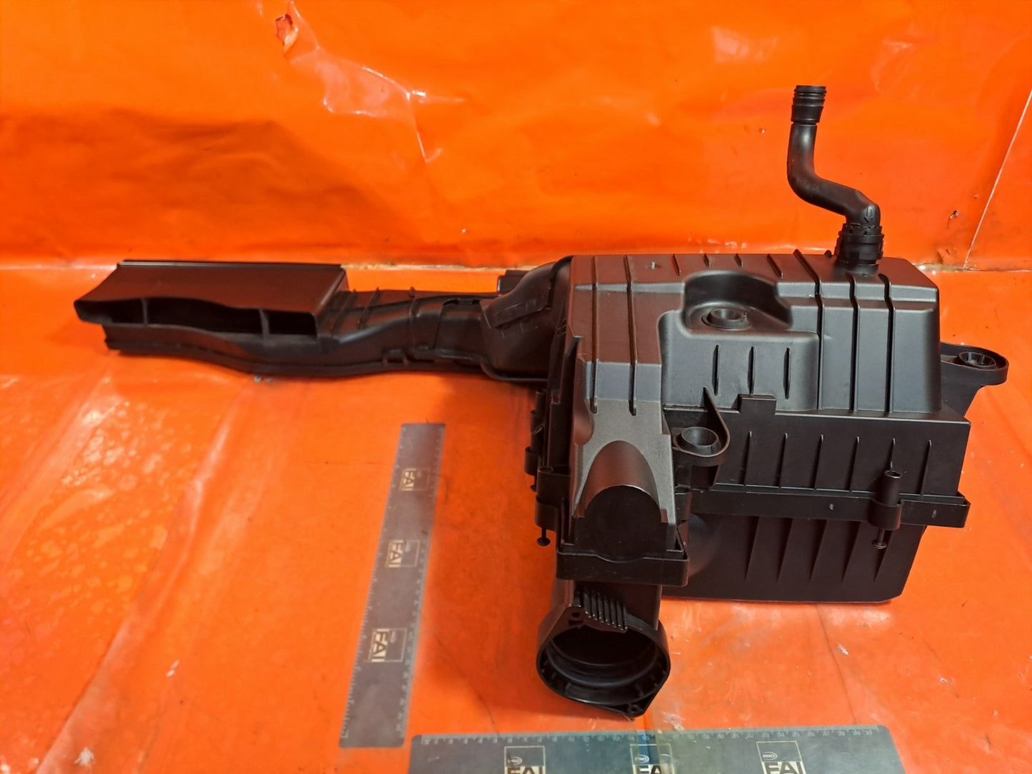 ebay-src:https://i.ebayimg.com/00/s/mtiwmfgxnjaw/z/lacaaeswa-fpz64i/$_57.jpg