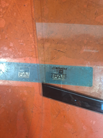 ✅RENAULT TRAFIC MK3 Sl27 1.6 DIESEL 2015 FRONT RIGHT DOOR QUARTER WINDOW GLASS - Image 6