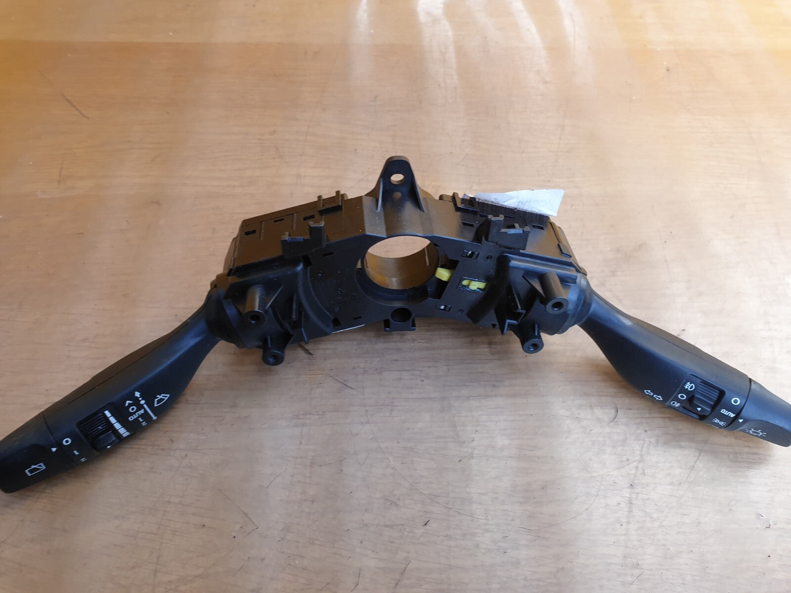ebay-src:https://i.ebayimg.com/00/s/mtiwmfgxnjaw/z/s2saaoswyvdmrk7-/$_57.jpg
