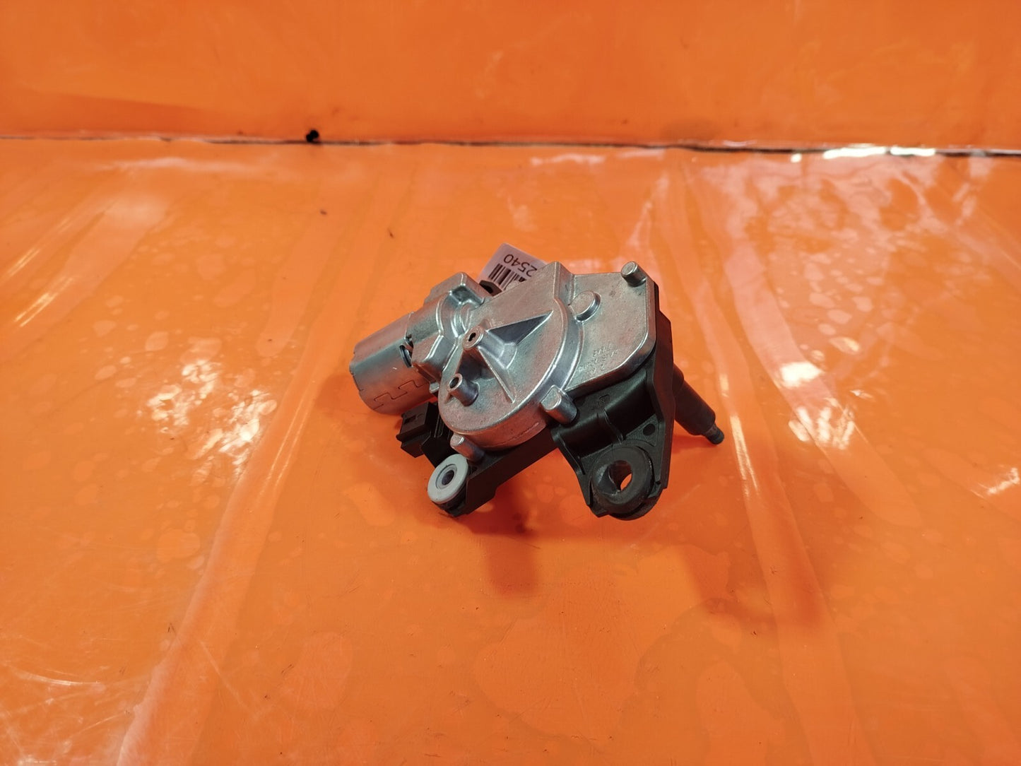 ebay-src:https://i.ebayimg.com/00/s/mtiwmfgxnjaw/z/yraaaoswcnnn1m1d/$_57.jpg