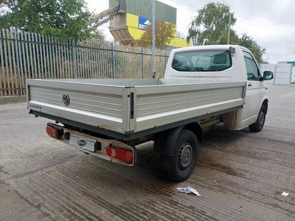 VW Transporter T30 2.0 Diesel 2021 Breaking Price Per Wheel Nut Only White A410 - Image 3