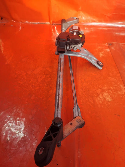 ✅2021 MERCEDES CLA C118 AMG LINE FRONT WIPER MOTOR & LINKAGE A1778205001 A358 - Image 7