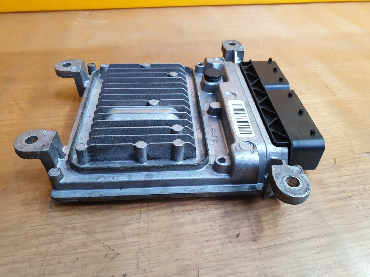 ✅Mercedes E Class W212 AMG Sport 2.1 CDI 2013 Engine Control Unit A6519003701 - Image 4