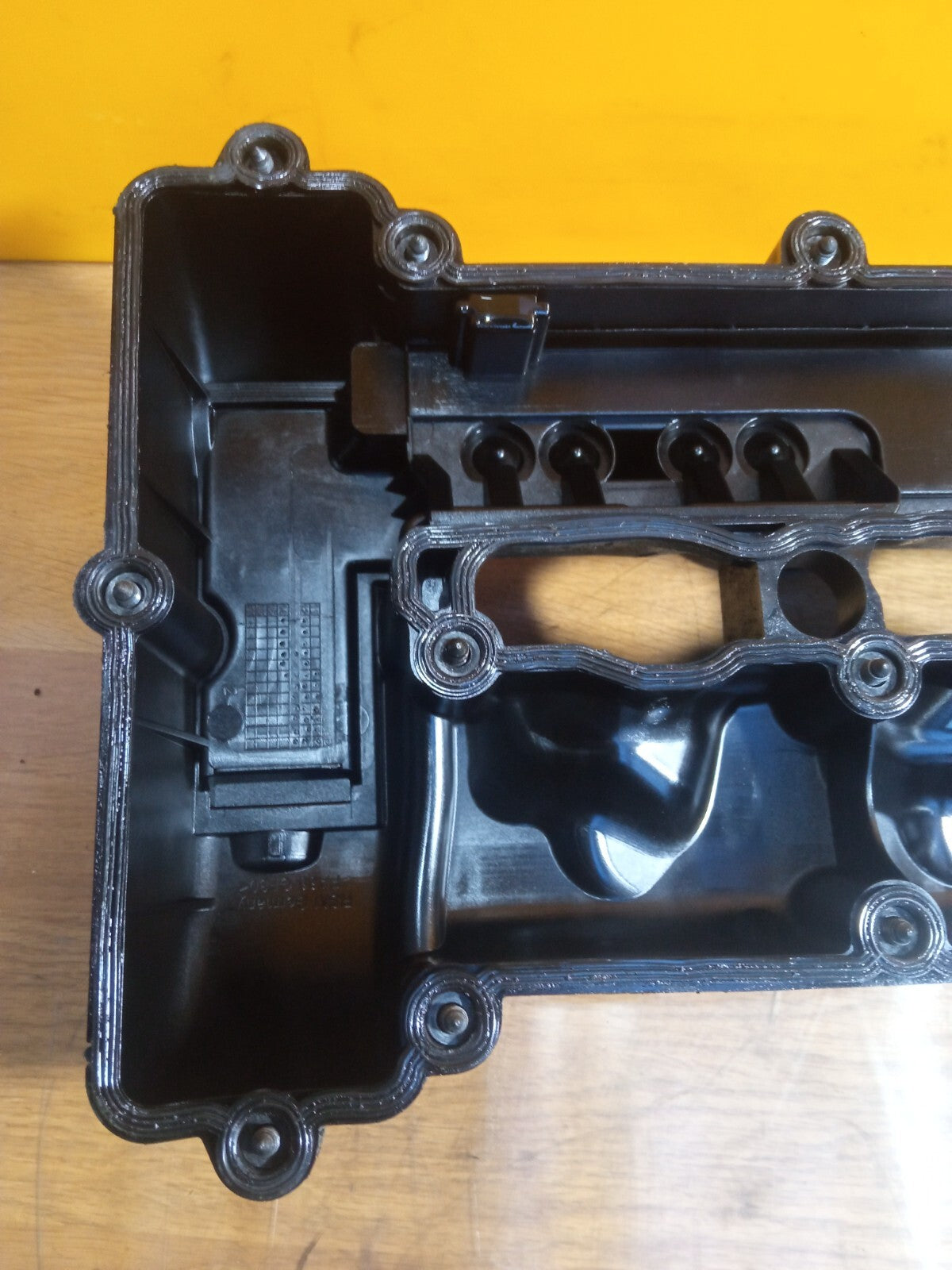 ✅MERCEDES W212 E300 2.1 DIESEL 2014 ENGINE ROCKER COVER HYBRID A6510107043 A115 - Image 10