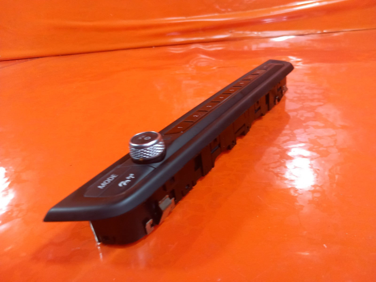 BMW F40 116D 1.5 Diesel 2021 Radio Audio CD Player Switch Panel 5A47C50 A365 - Image 8
