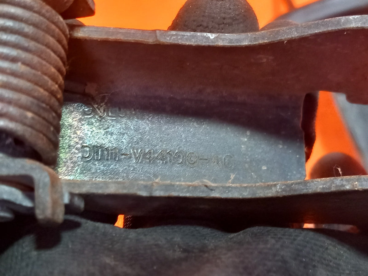 2017 Ford Transit Connect Rear Door Check Strap Pair DT11-V44100-AC A369 - Image 7