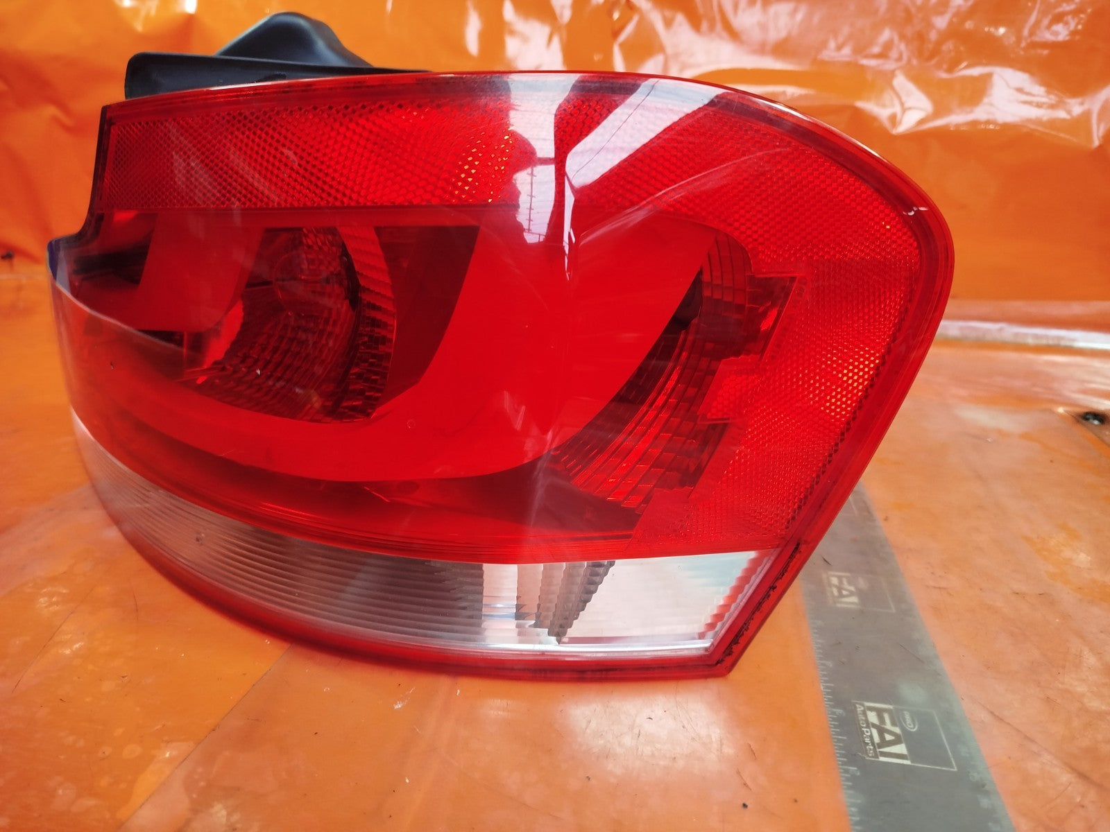 ✅2013 BMW 1 SERIES E88 M SPORT REAR RIGHT TAIL LIGHT 7273430 + WARRANTY A348 - Image 3
