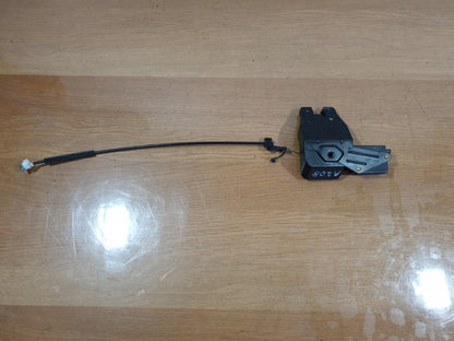 BMW 750Li E66 4.8 PETROL 2006 TAILGATE BOOTLID LOCK LATCH CATCH 7014870 Warranty - Image 1