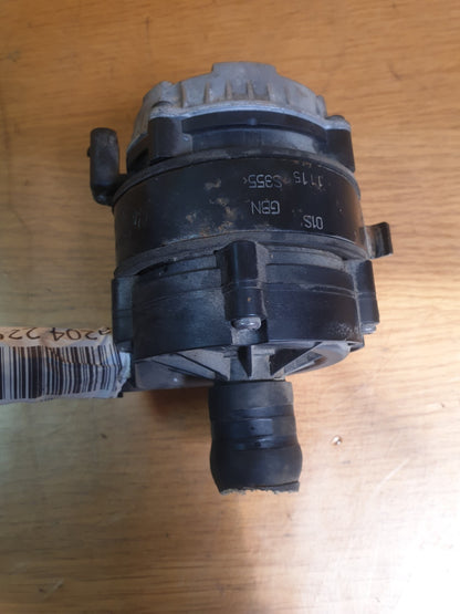 AUDI A3 E-TRON 1.4 PETROL 2015 AUXILIARY WATER PUMP 5Q0121093EM 04L965567 A204 - Image 8