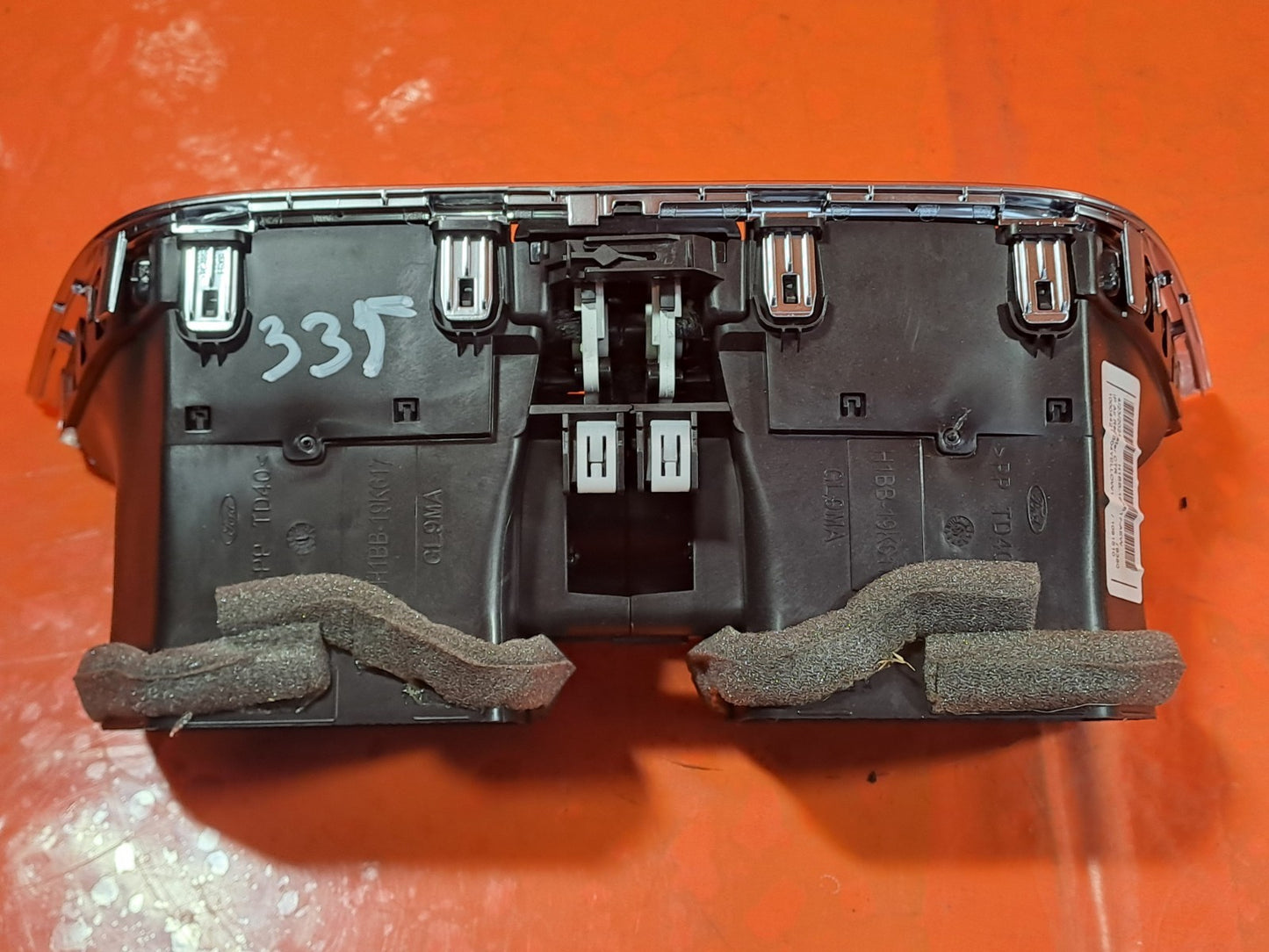 ✅2021 FORD PUMA ST-LINE X DASHBOARD CENTRE AIR VENT H1BB-19K617-AEW + WARRANTY - Image 3