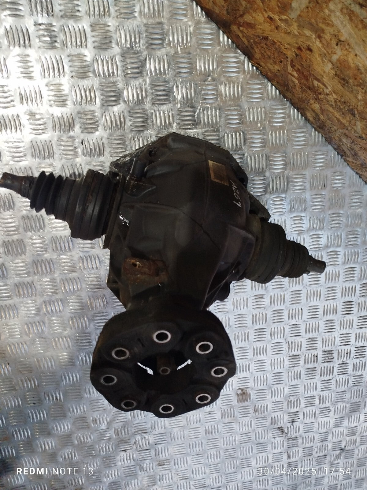 ✅MERCEDES E250 W212 2.1 DIESEL 2011 REAR DIFFERENTIAL DIFF A2033510705 Warranty - Image 4