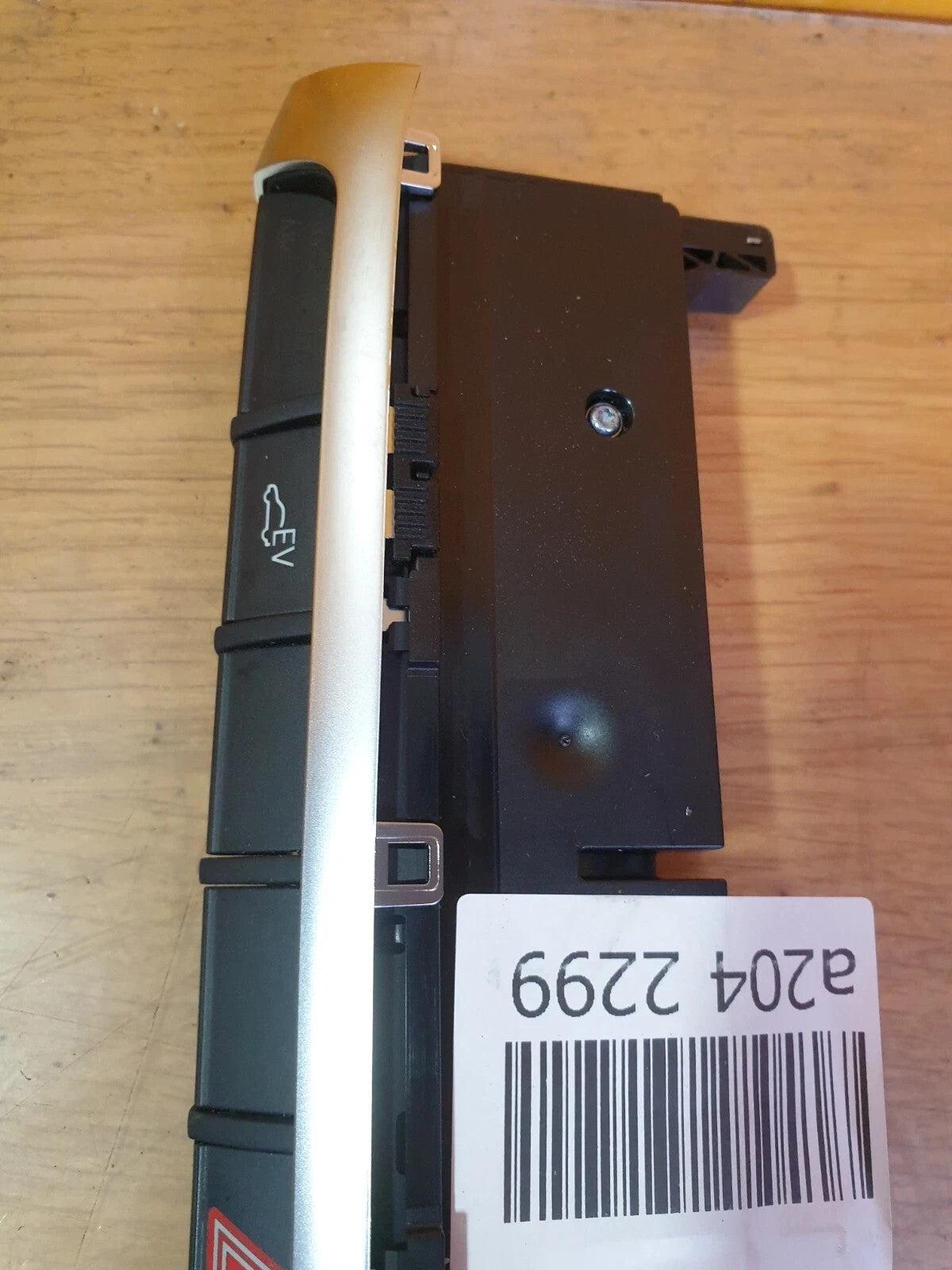 Audi A3 E-Tron 1.4 Petrol 2015 Hazard Warning Traction Control Switch Panel A204 - Image 4
