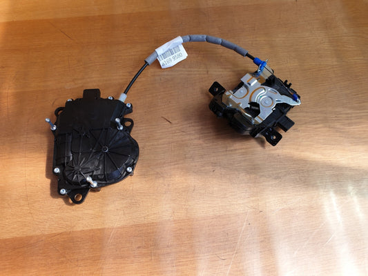 ✅2022 RANGE ROVER EVOQUE L551 REAR TAILGATE LOCK CATCH CPLA442A66AF + WARRANTY - Image 1