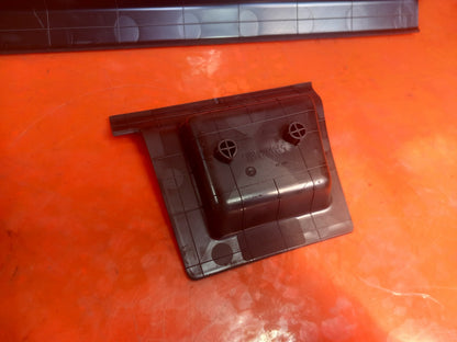 Land Rover Defender L663 3.0 Diesel 2025 Dashboard Trims L8B2046B46DC L8B2046B46 - Image 11