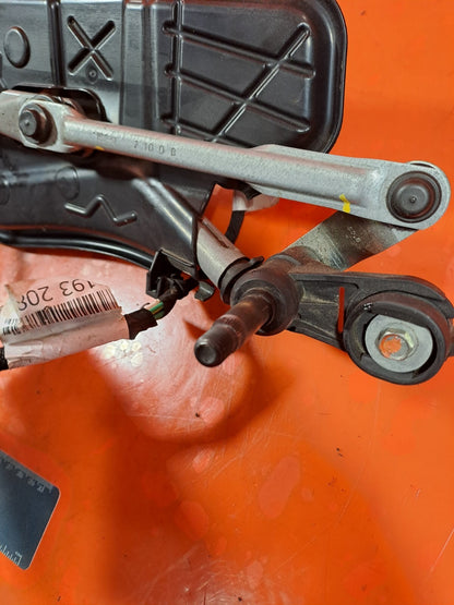✅Peugeot 2008 Gt Ev Electricity 2020 FRONT WINDSCREEN WIPER MOTOR & LINKAGE A193 - Image 12