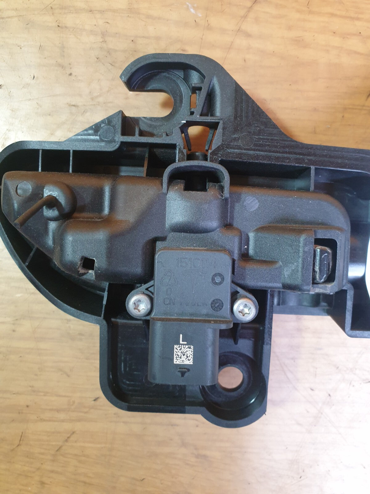 ✅2022 TESLA MODEL Y REAR LEFT DOOR HANDLE 1528114-00-D + WARRANTY A172 - Image 5