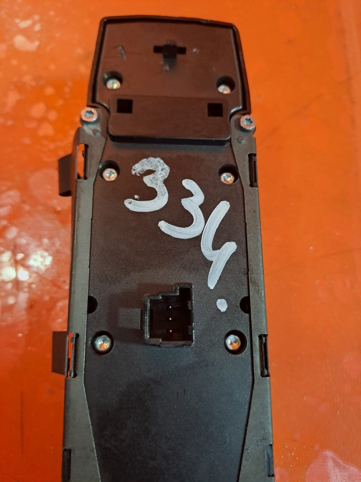 ✅MERCEDES GLA 200D X156 2.1 DIESEL 2016 FRONT RIGHT WINDOW SWITCH A1669054300 - Image 12
