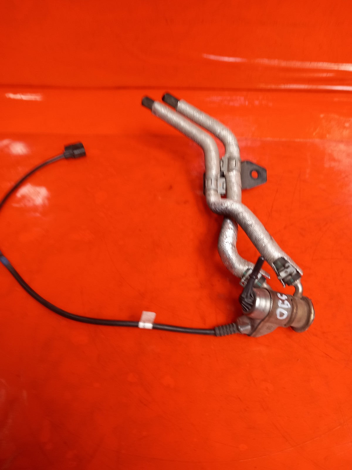 ebay-src:https://i.ebayimg.com/00/s/mtywmfgxmjaw/z/nbiaaeswvopqffbi/$_57.jpg