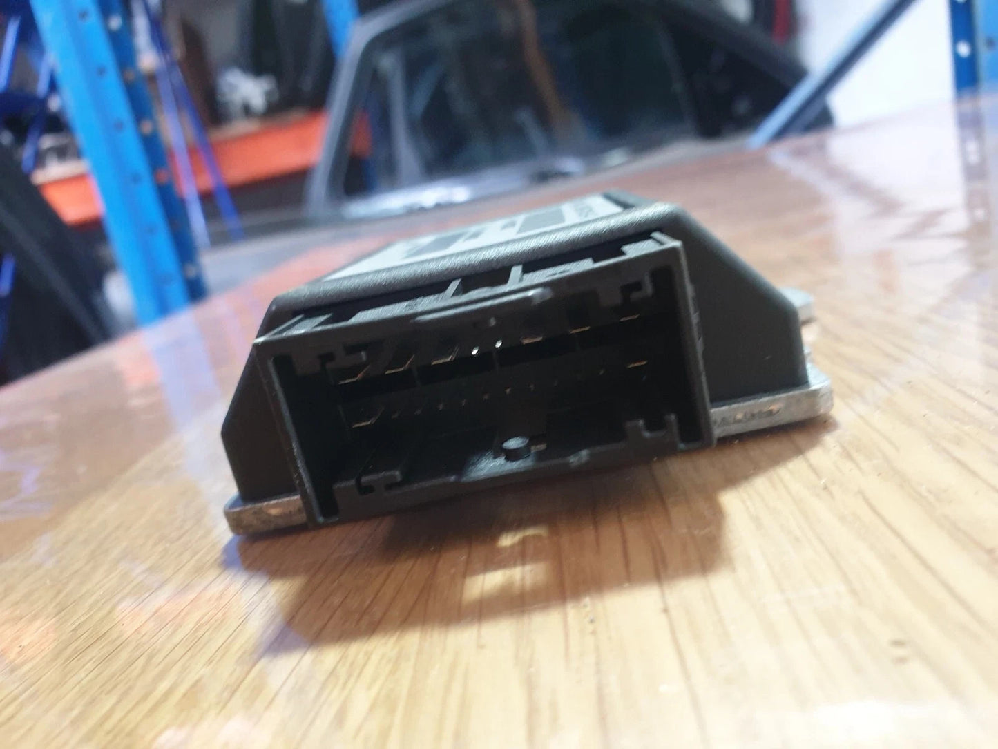 ebay-src:https://i.ebayimg.com/00/s/mtiwmfgxnjaw/z/dqiaaeswqrfqydmz/$_57.jpg