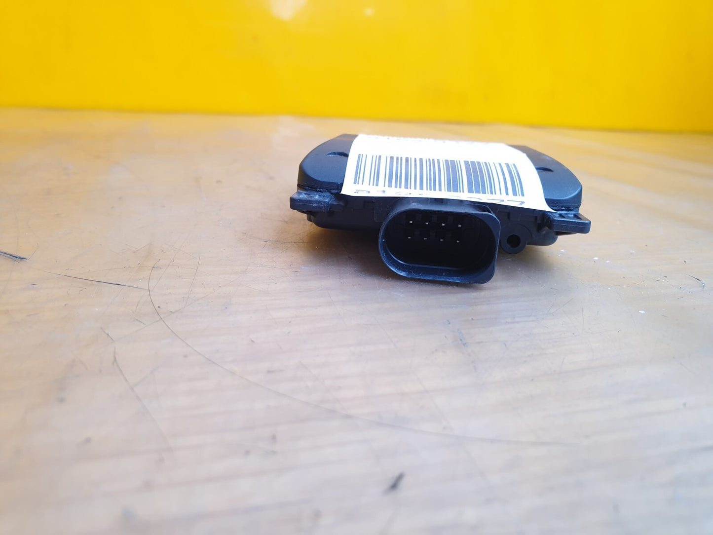 ebay-src:https://i.ebayimg.com/00/s/mtiwmfgxnjaw/z/cr0aaoswqvxmjwsi/$_57.jpg