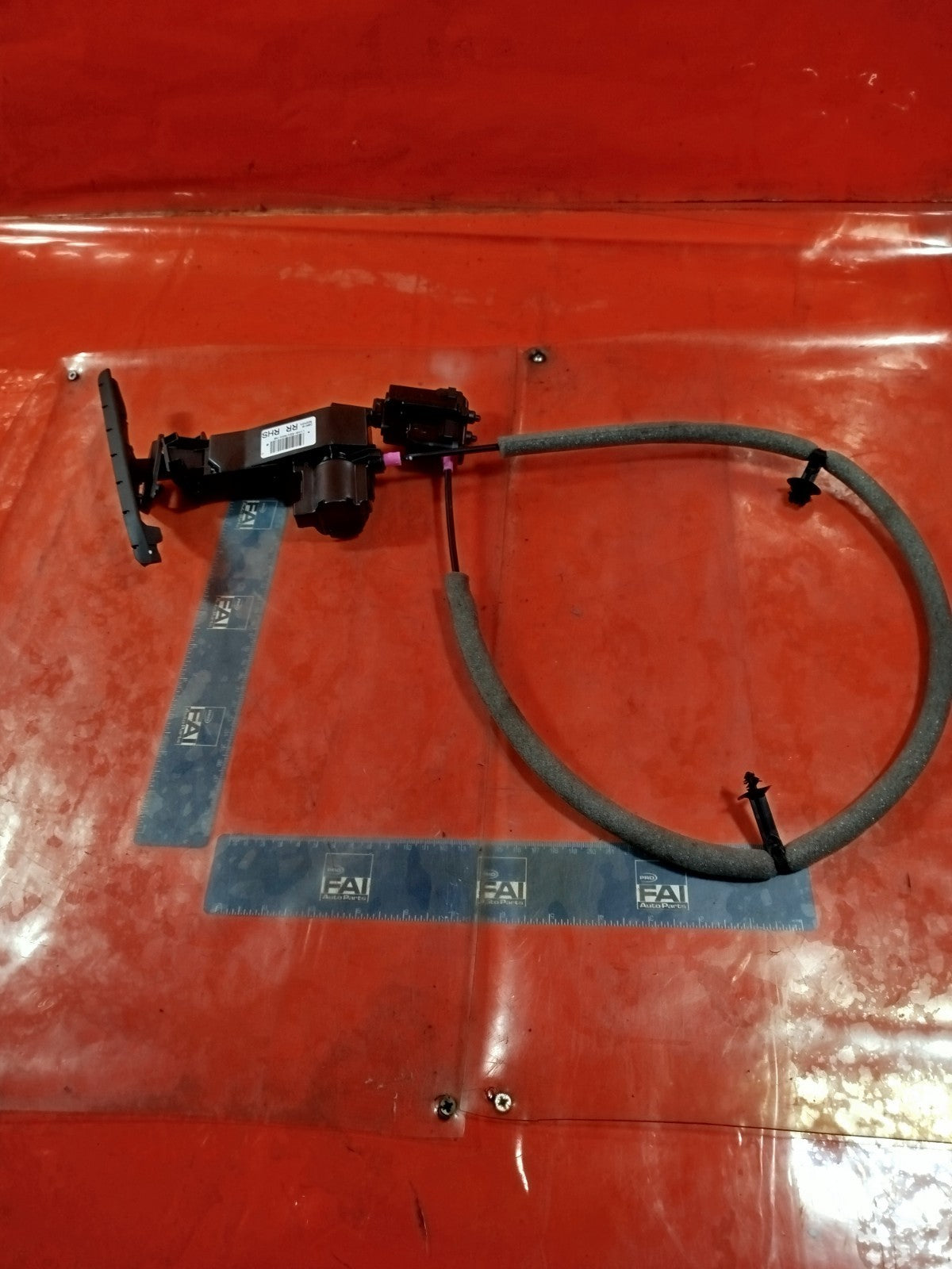 ✅FORD KUGA ST-LINE 2.5 PETROL 2025 REAR RIGHT OPENING LIMITER LV4BA247B50AB A326 - Image 8