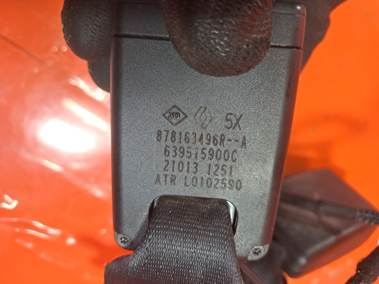 ✅2021 Renault Captur MK2 Rear Center Twin Seat Belt Buckle 878163496R A385 - Image 7