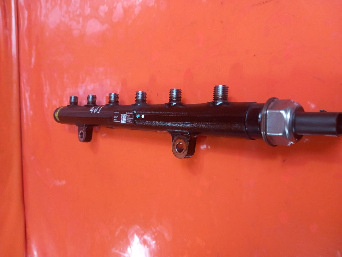 ebay-src:https://i.ebayimg.com/00/s/mtiwmfgxnjaw/z/3siaaeswx6dqtjs4/$_57.jpg