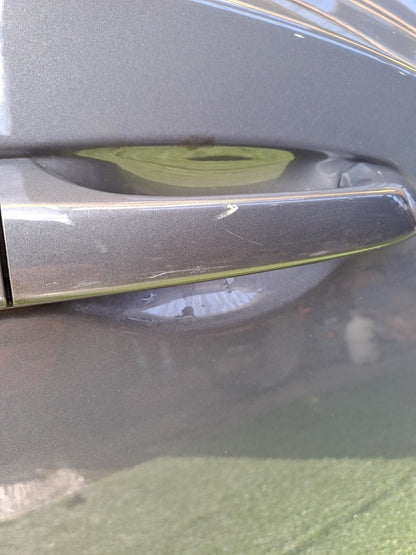 SSANGYONG TIVOLI ELX 1.6 PETROL 2015 REAR RIGHT DOOR GREY Warranty A221 - Image 9