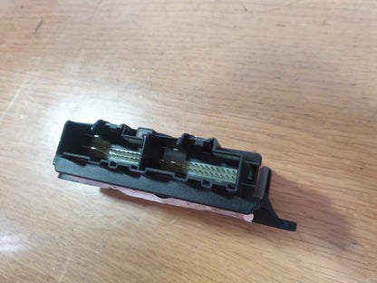 ebay-src:https://i.ebayimg.com/00/s/mtiwmfgxnjaw/z/5-aaaosw6rzm7ihj/$_57.jpg