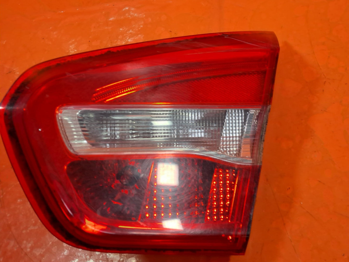 ✅MERCEDES GLA 200D X156 2.1 DIESEL 2016 REAR RIGHT INNER TAIL LIGHT A1569060458 - Image 5