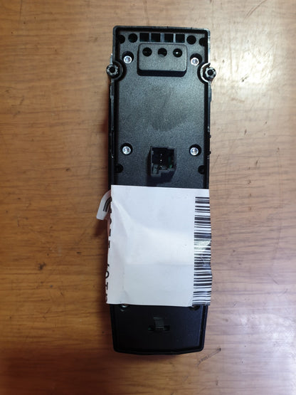 ✅2013 MERCEDES C CLASS W204 FRONT RIGHT DRIVER SIDE WINDOW SWITCH A2049055402 - Image 5